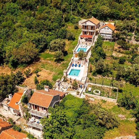 Old Stone House Villas Тиват Екстериор снимка