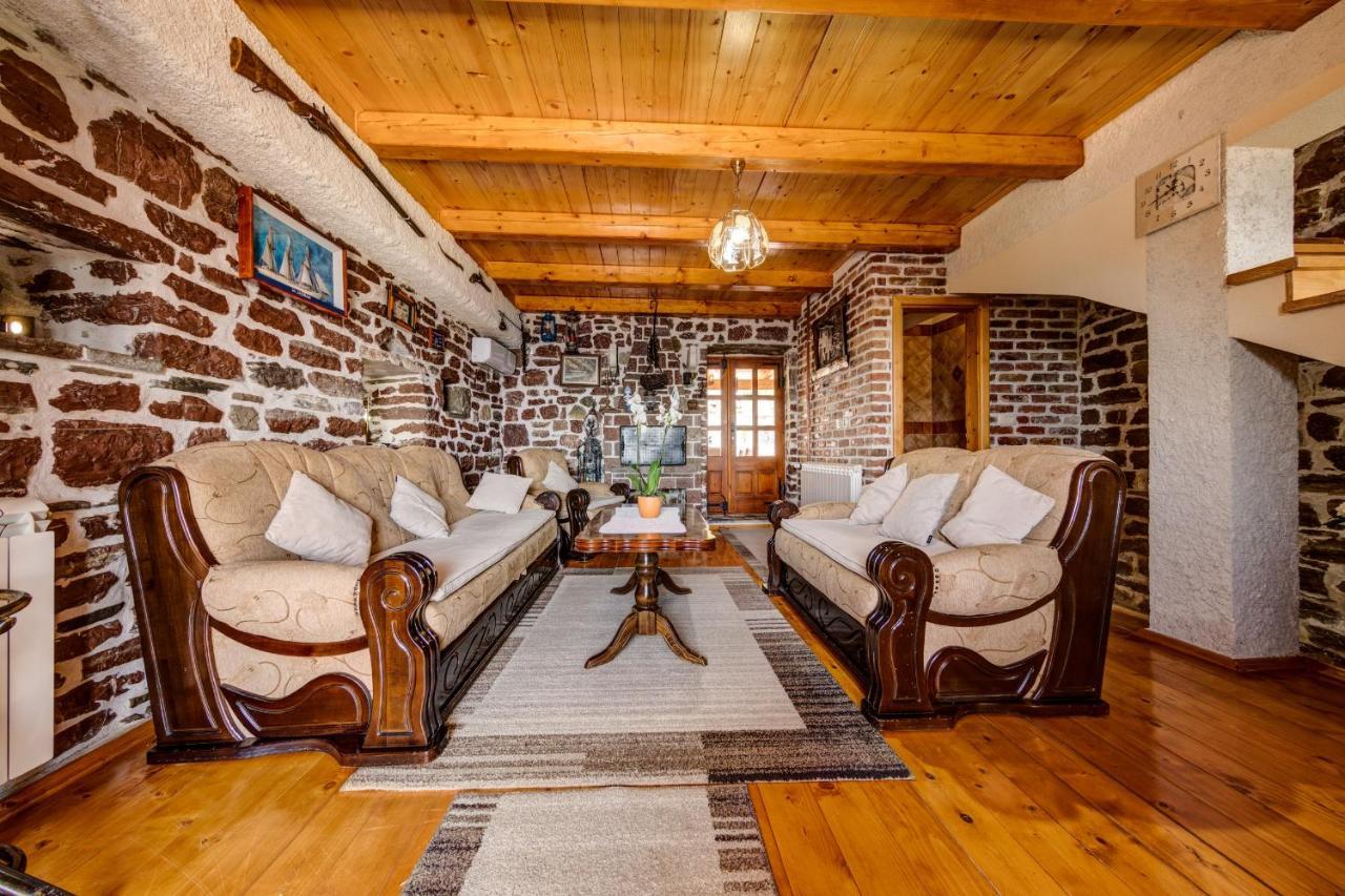 Old Stone House Villas Тиват Екстериор снимка