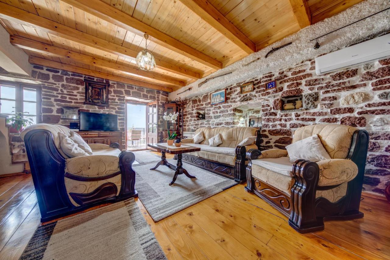 Old Stone House Villas Тиват Стая снимка